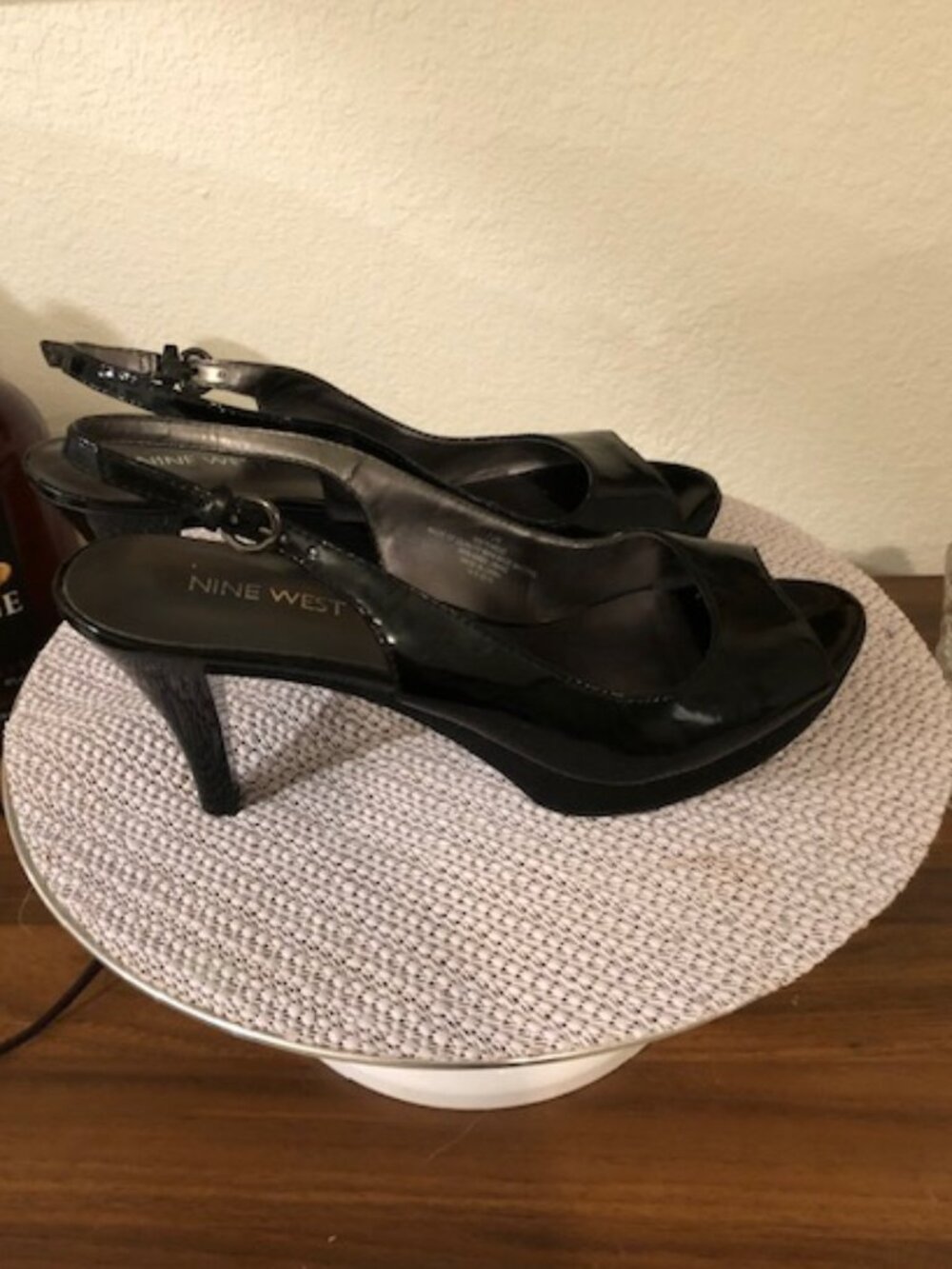 Nine West Patent Leather Peep-toe Sling Back Heels Size 7 1/2